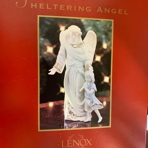 Lenox Sheltering Angel Porcelain White Gold New